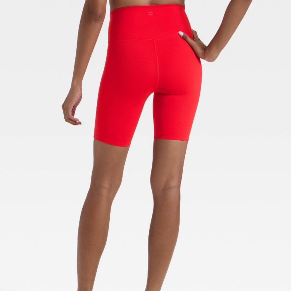 All in Motion Women's Red and Black Bike Shorts 2X - Picture 3 of 4